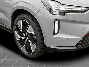 Volvo  ULTRA TWIN MOTOR 7-SITZ AWD MY25