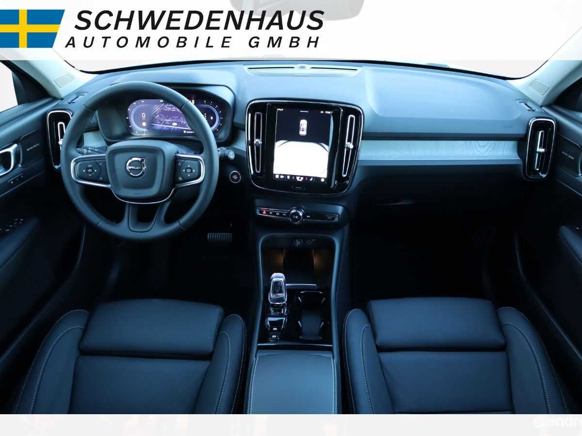 Volvo  B4 BENZIN PLUS DARK STANDHEIZUNG