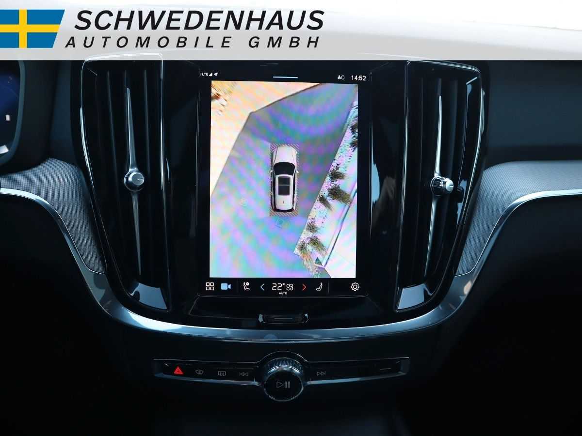Volvo  B4 DIESEL PLUS DARK HARMAN KARDON