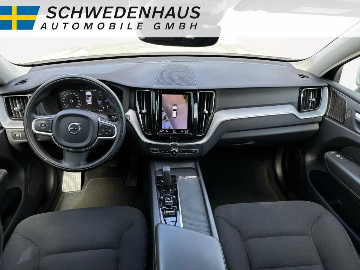 Volvo  B4 DIESEL MOMENTUM PRO AWD STANDHEIZUNG