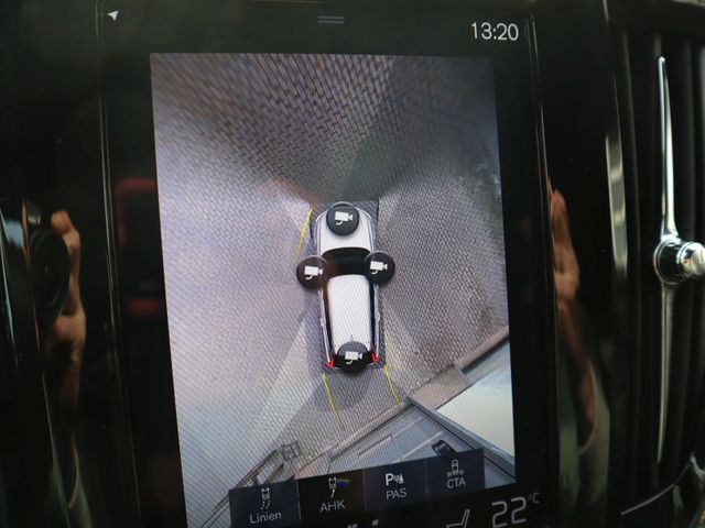 Volvo  D4 R Design HUD*Akustik*StdHzg*360°