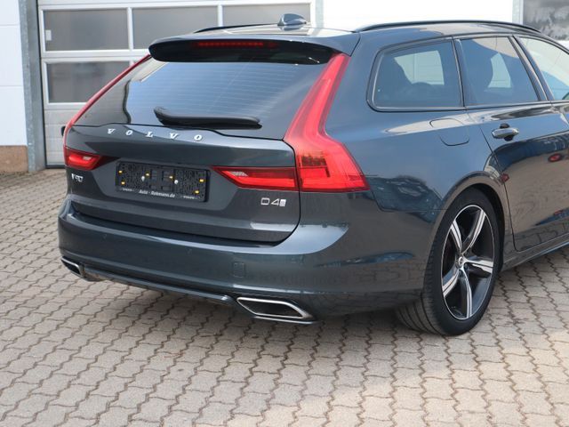 Volvo  D4 R Design HUD*Akustik*StdHzg*360°