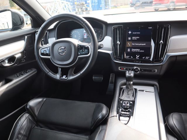 Volvo  D4 R Design HUD*Akustik*StdHzg*360°