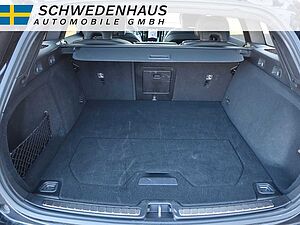 Volvo  B4 DIESEL PLUS DARK HARMAN KARDON