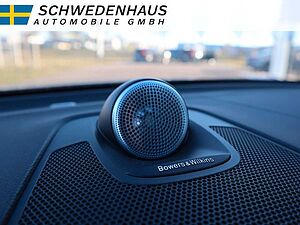 Volvo  T6 AWD ULTIMATE BLACK EDITION B&W
