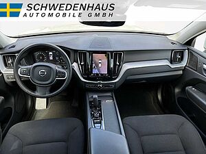 Volvo  B4 DIESEL MOMENTUM PRO AWD STANDHEIZUNG