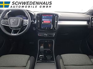 Volvo  B4 PLUS DARK LED FAHRERASSISTENZ-PAKET