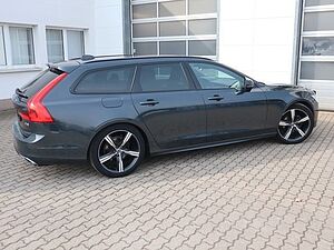 Volvo  D4 R Design HUD*Akustik*StdHzg*360°