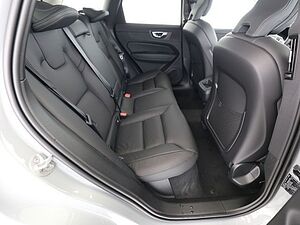 Volvo  B4 Plus Dark AWD Standh 360°