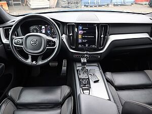 Volvo  Volvo XC60 D4 R Design FWD