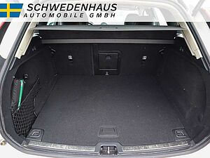 Volvo  D4 MOMENTUM BUSINESS PAKET WINTER PAKET