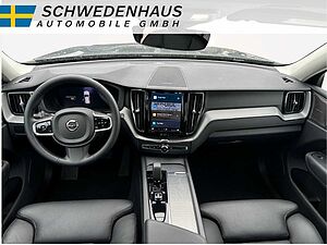 Volvo  B4 AWD PLUS DARK
