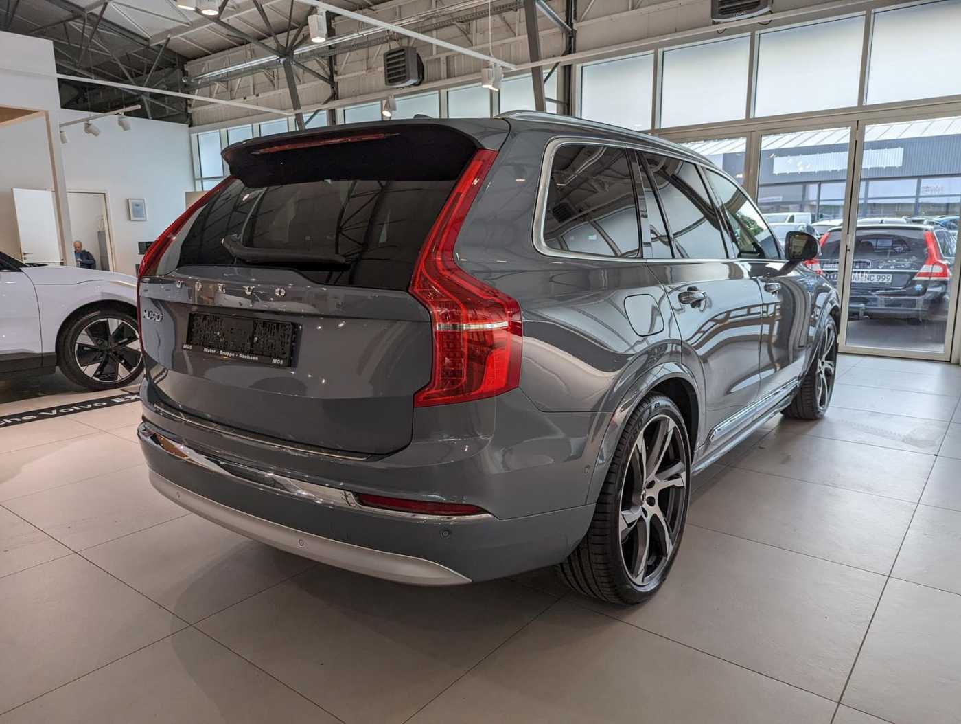 Volvo  T8 Inscription Recharge Plug-In Hybrid AWD