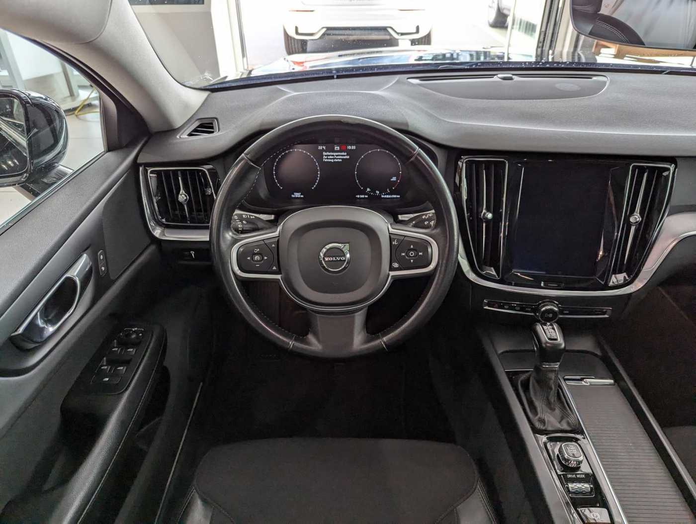 Volvo  V60 D3 Automatikgetriebe (110kW/150PS) Momentum Pro