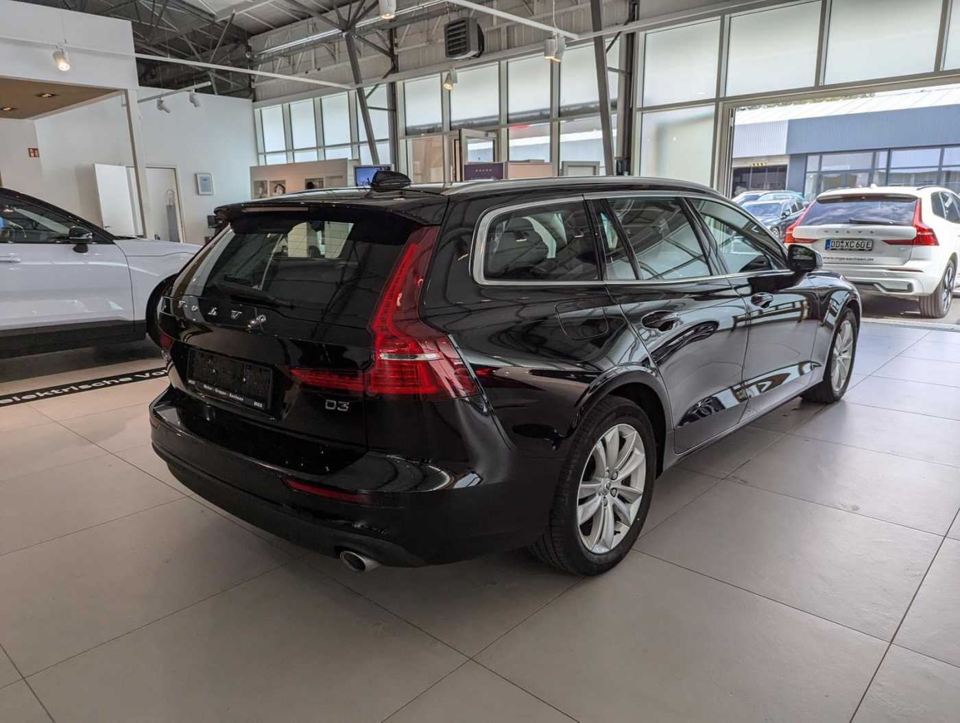 Volvo  V60 D3 Automatikgetriebe (110kW/150PS) Momentum Pro