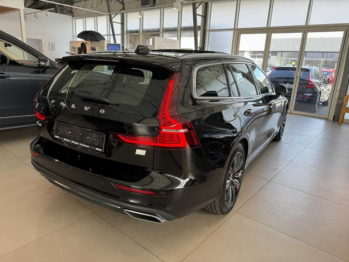 Volvo  Inscription Recharge Plug-In Hybrid AWD