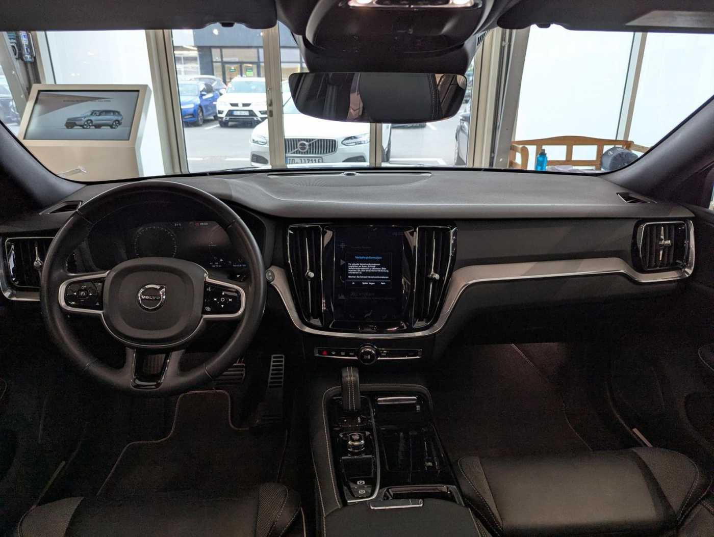 Volvo  T6 Plus Plug-In Hybrid AWD