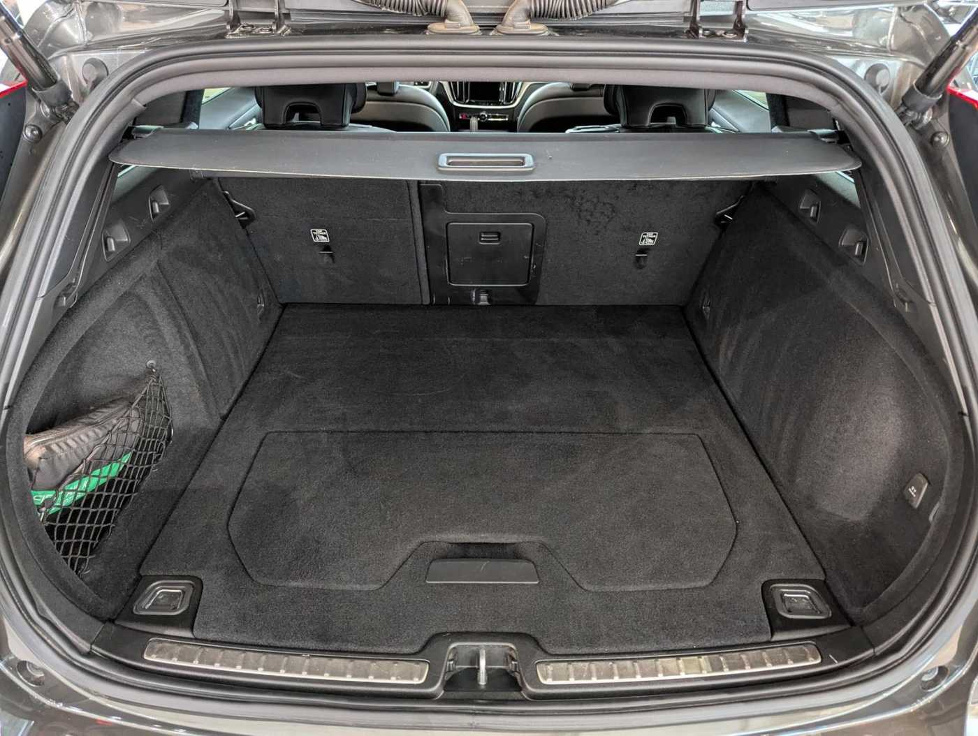 Volvo  T6 Plus Plug-In Hybrid AWD