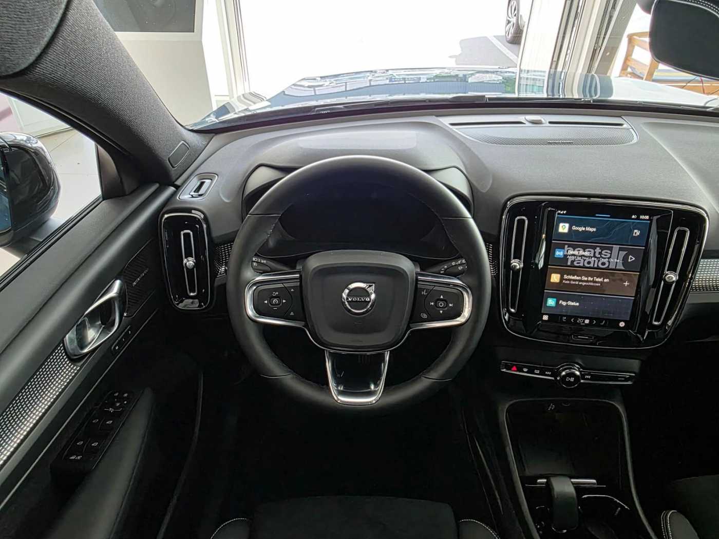 Volvo  B4 Mild-Hybrid Benzin Ultra 2WD