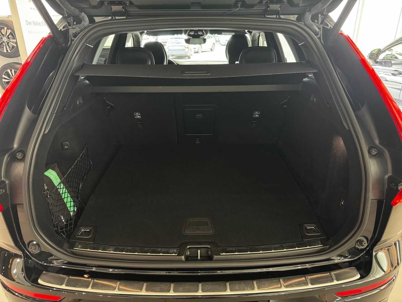 Volvo  T6 Recharge Plug-In Hybrid AWD #GroßerAkku