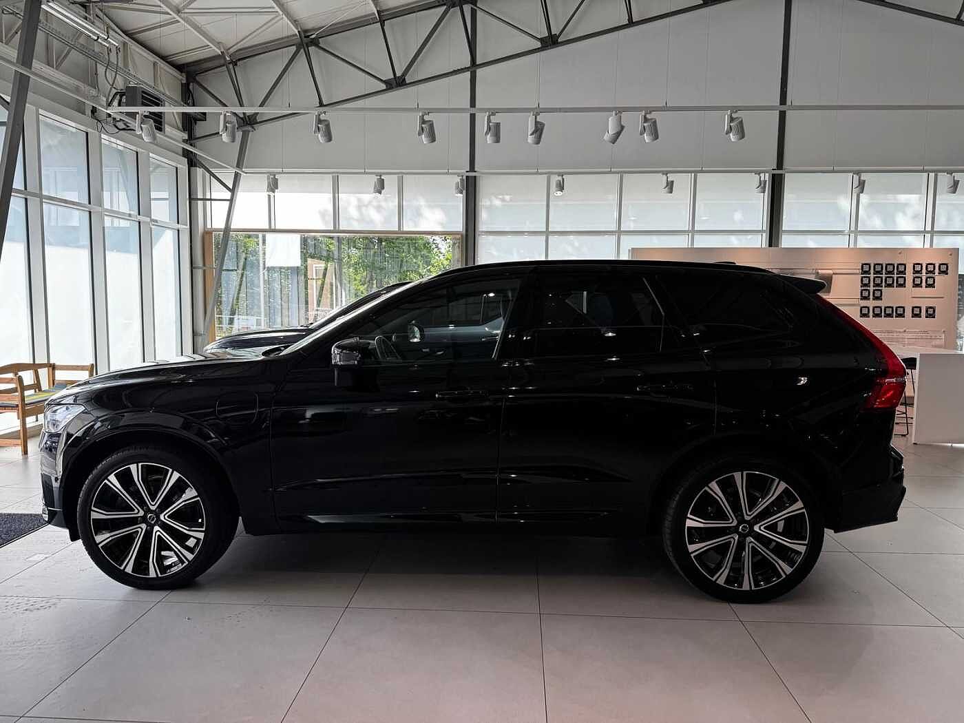 Volvo  T6 Recharge Plug-In Hybrid AWD #GroßerAkku