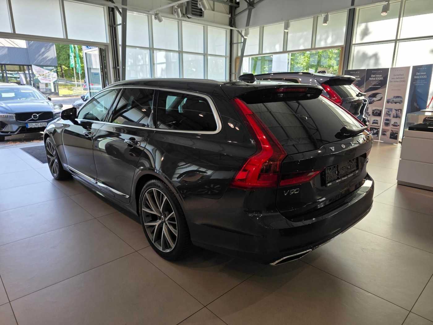 Volvo  D4 Diesel AWD