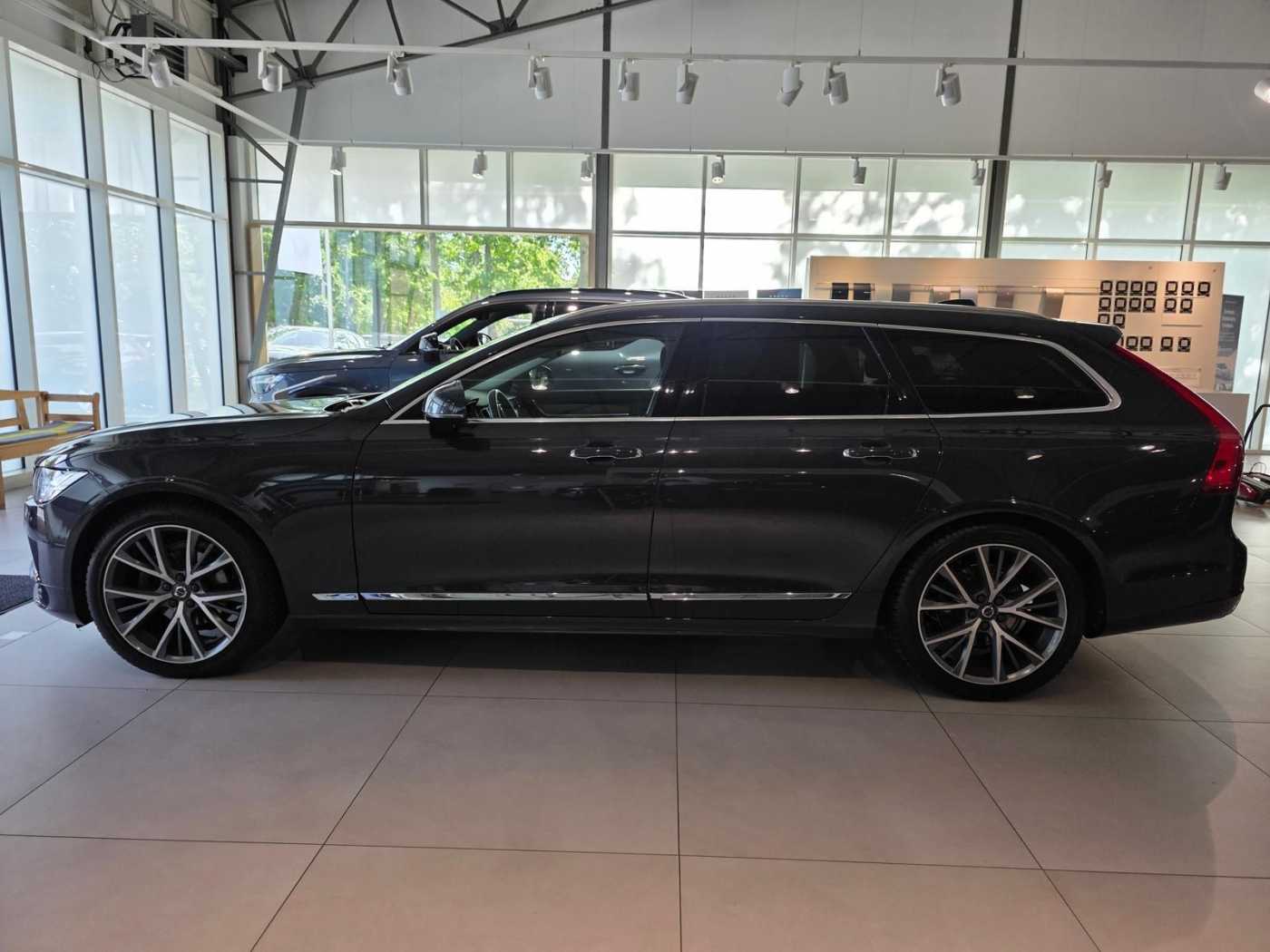 Volvo  D4 Diesel AWD