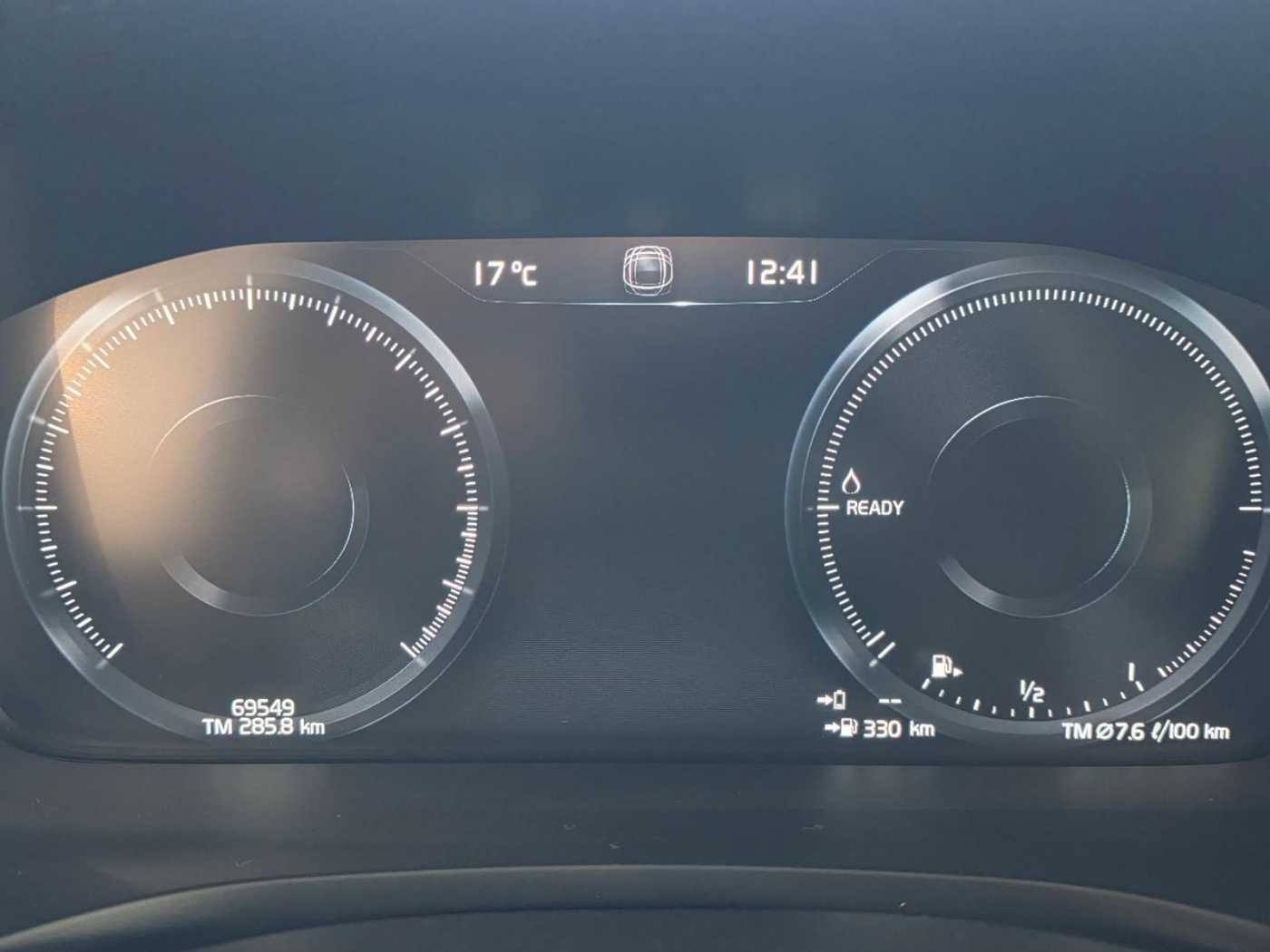 Volvo  Inscription Recharge Plug-In Hybrid AWD