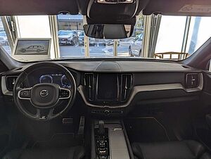 Volvo  Volvo XC60 B4 R-DESIGN AWD #StHz #360°