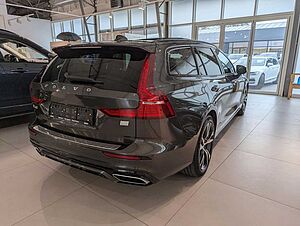 Volvo  T6 Plus Plug-In Hybrid AWD
