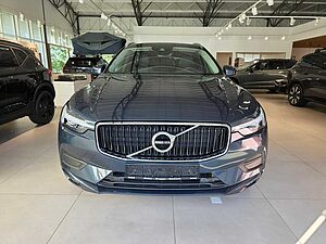 Volvo  B4 Mild-Hybrid Diesel Momentum Pro AWD