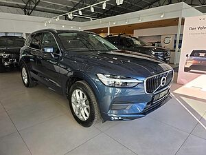 Volvo  B4 Mild-Hybrid Diesel Momentum Pro AWD
