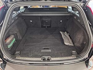 Volvo  Plus Bright Recharge Plug-In Hybrid AWD