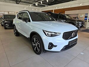 Volvo  B3 Mild-Hybrid Benzin Plus 2WD