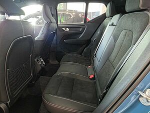 Volvo  B4 Mild-Hybrid Benzin Ultra 2WD
