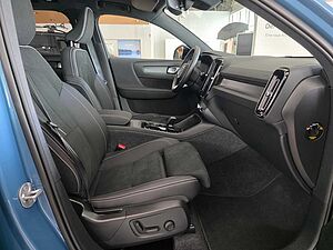 Volvo  B4 Mild-Hybrid Benzin Ultra 2WD