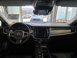 Volvo  D4 Diesel AWD