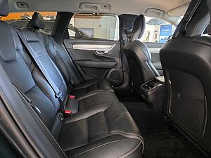 Volvo  D4 Diesel AWD