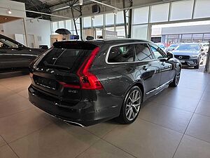 Volvo  D4 Diesel AWD