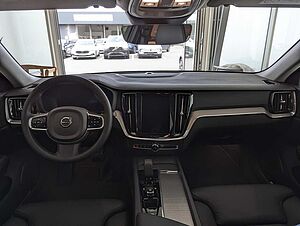 Volvo  B4 Plus Dark Mild-Hybrid