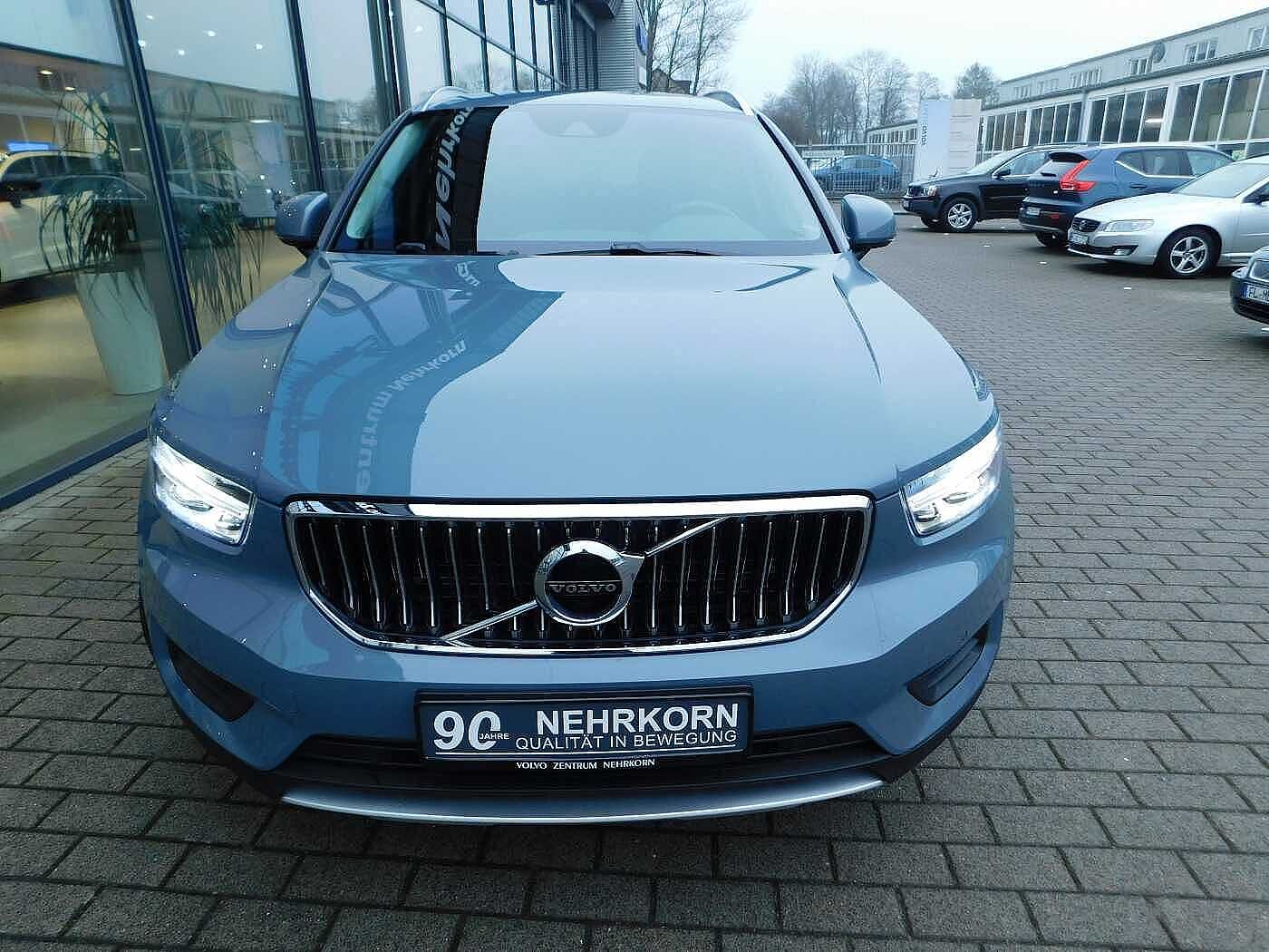 Volvo  T4 Recharge Inscription Expression