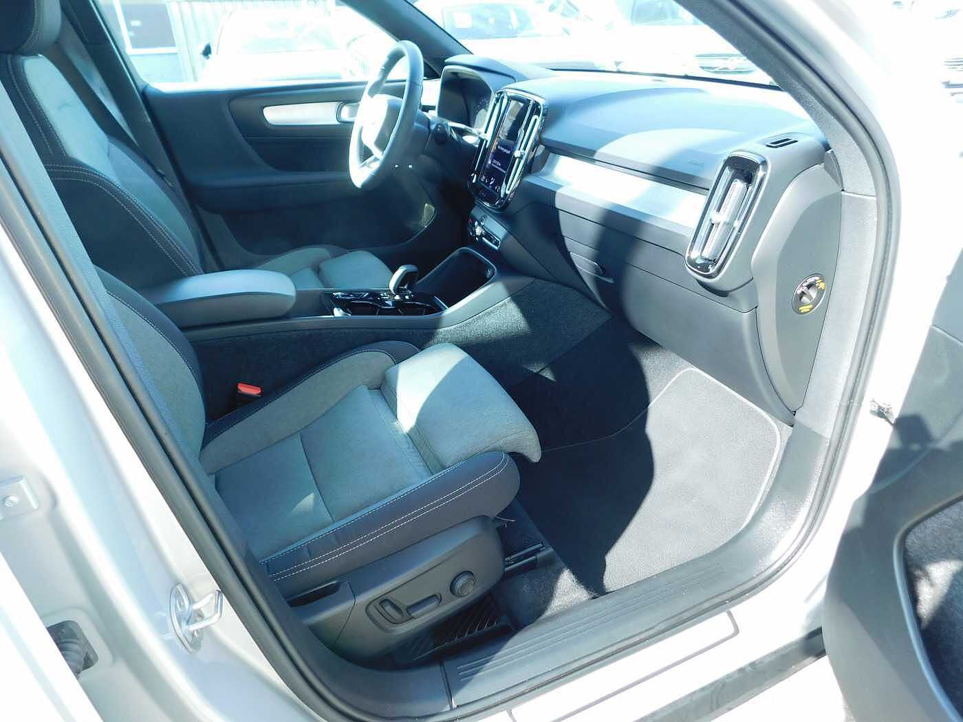 Volvo  T4 Recharge DKG Plus Bright