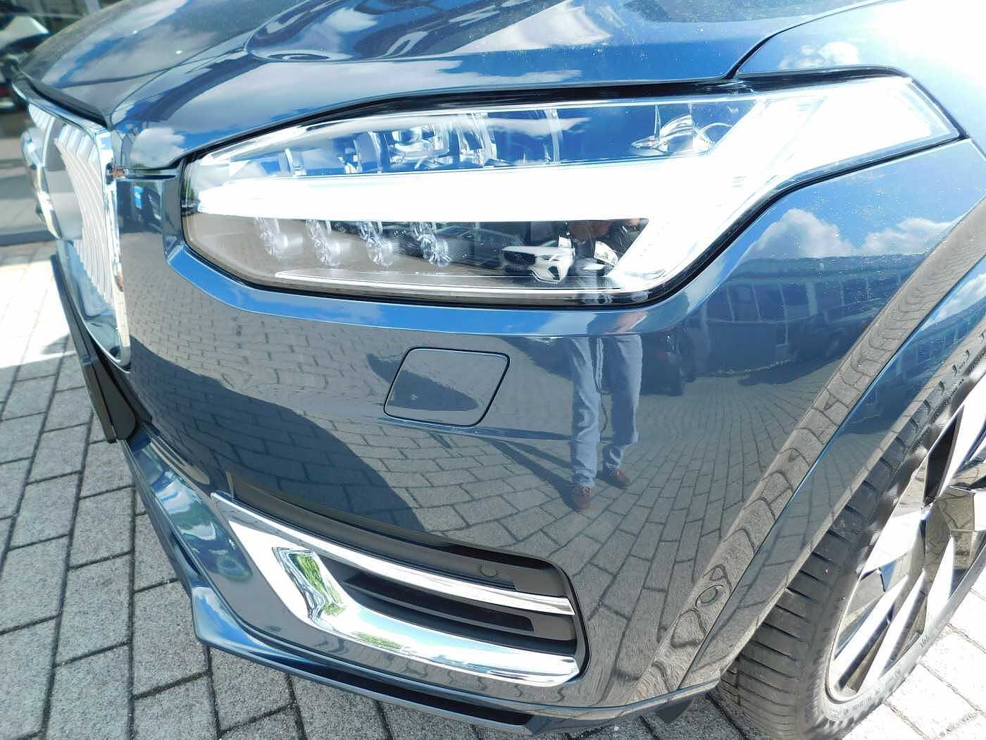 Volvo  T8-Hybrid AWD Plus Bright