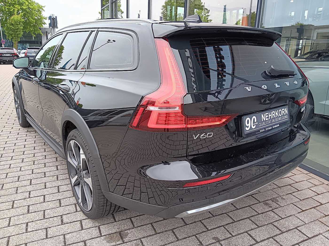 Volvo  B4D AWD Ultimate 'Massagesitze'
