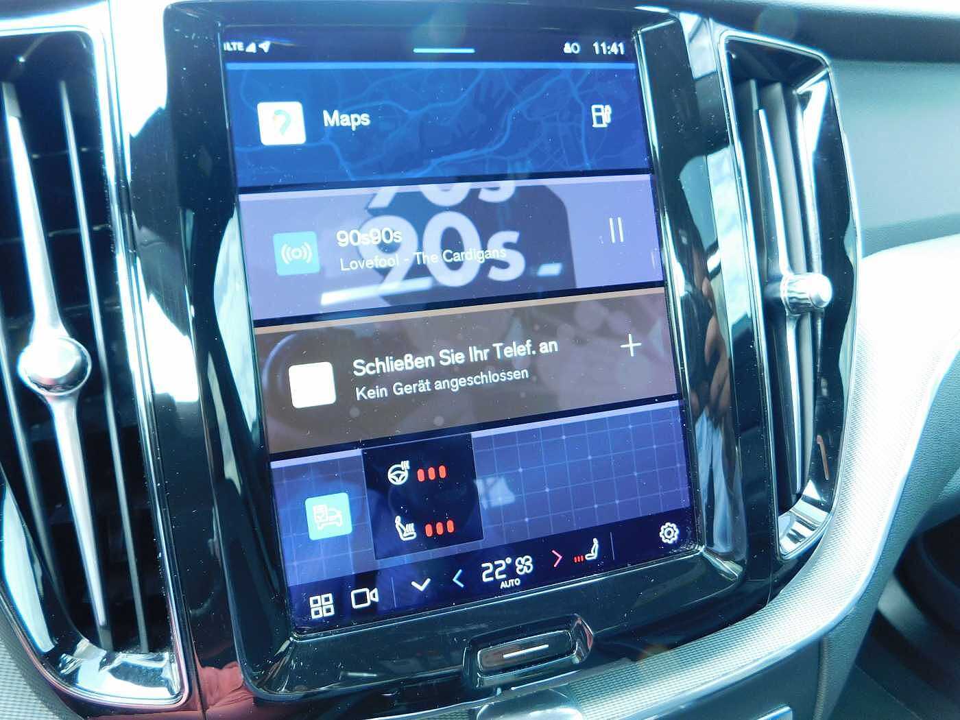 Volvo  T6 AWD Recharge R-Design
