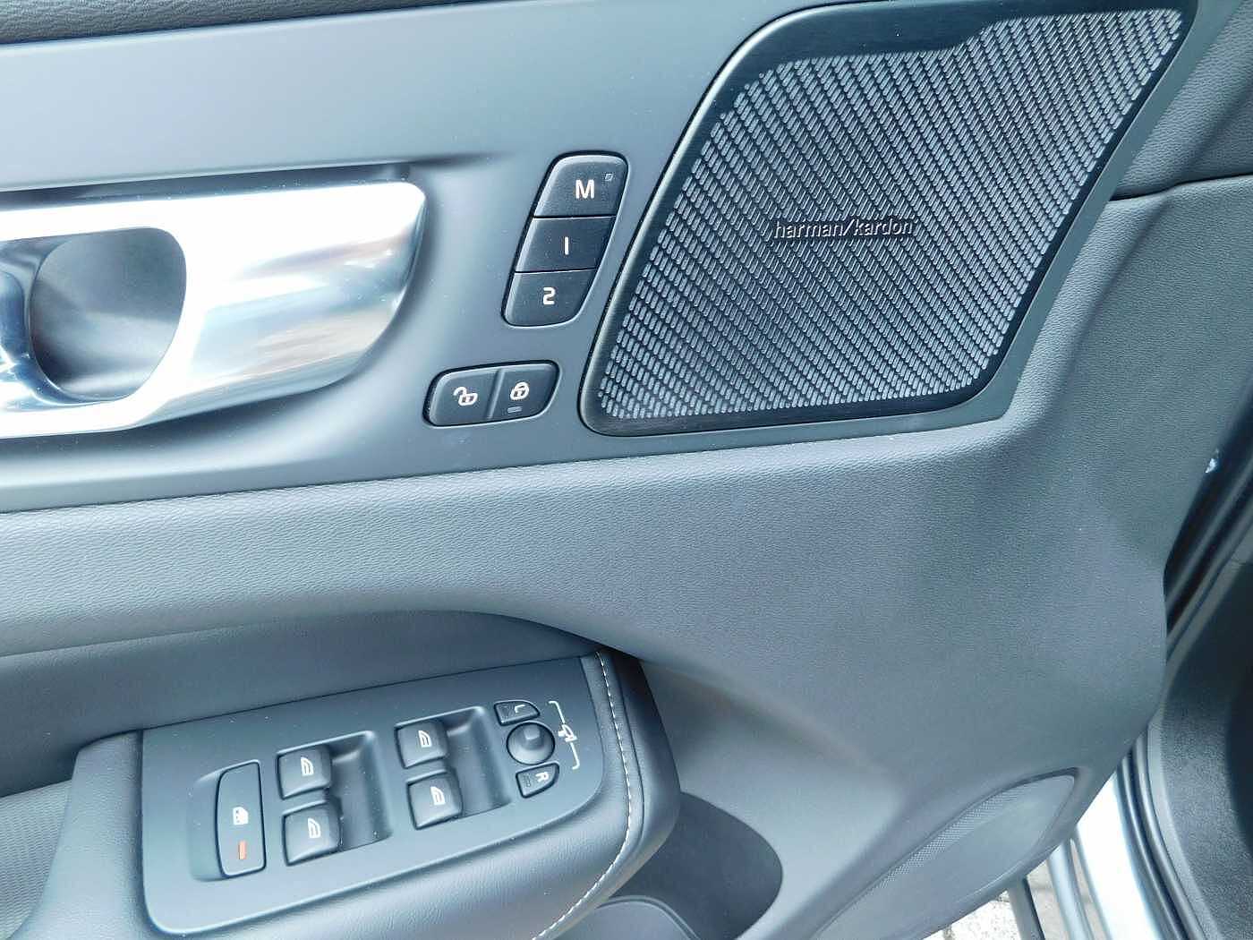 Volvo  B5 D AWD Geartronic RDesign