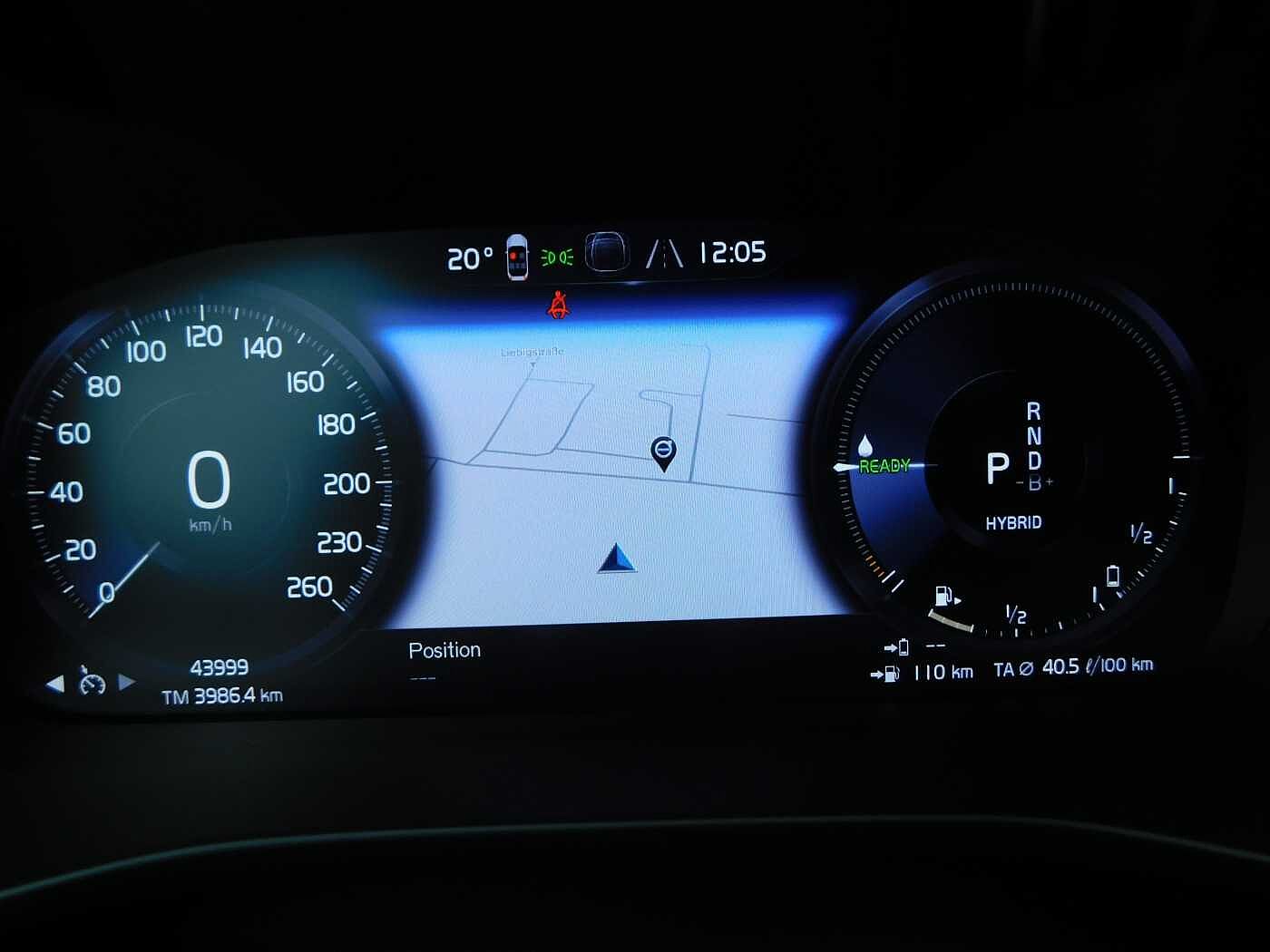 Volvo  T4 Recharge Plus Dark