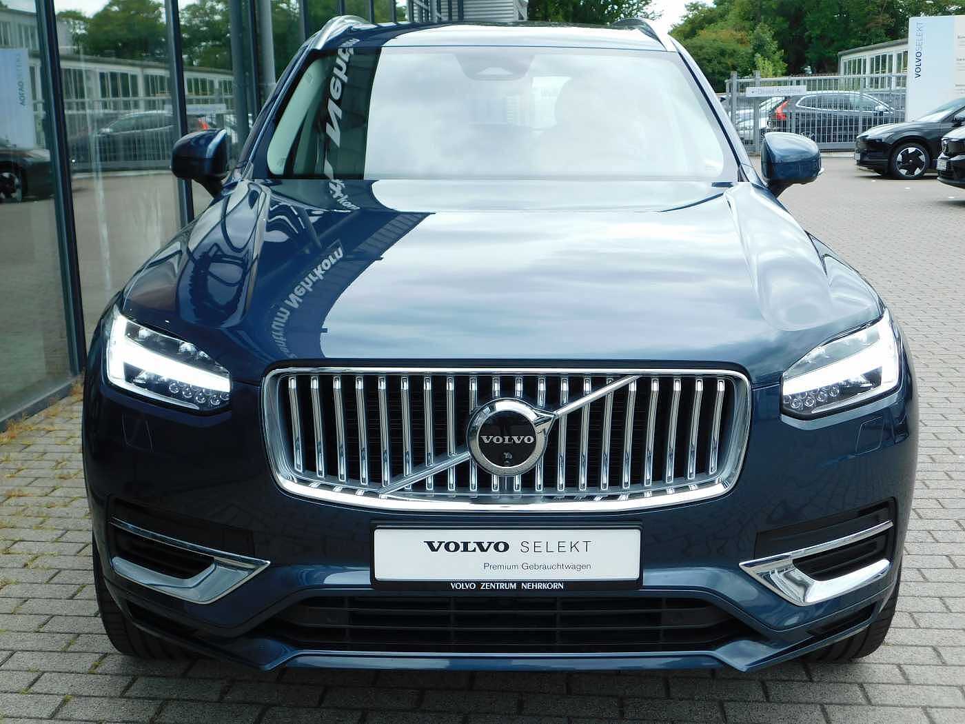 Volvo  T8 AWD Plus Bright