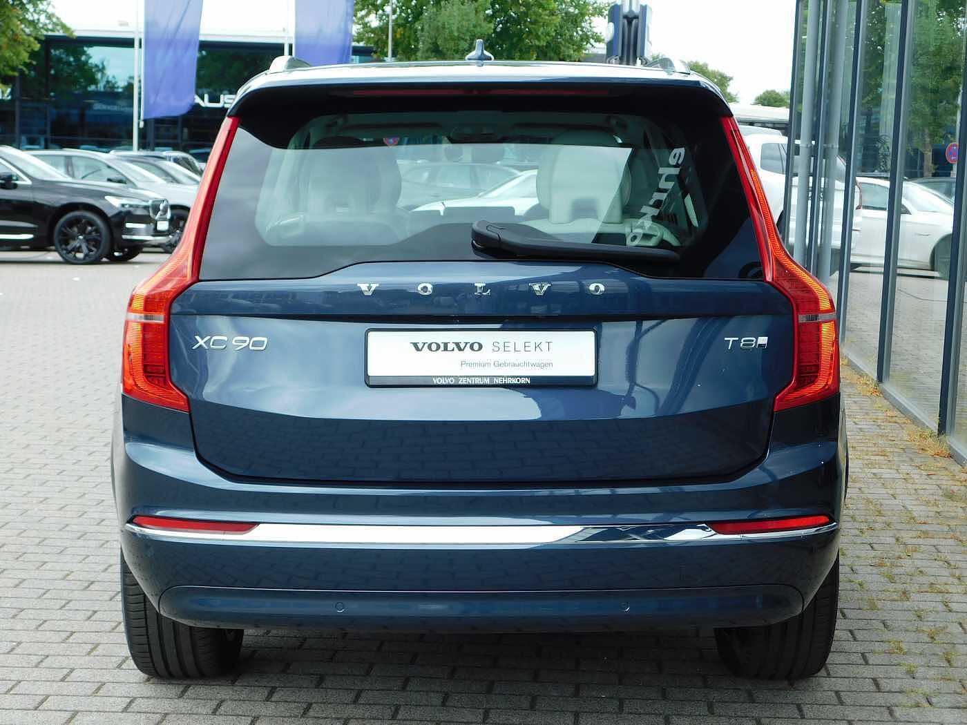 Volvo  T8 AWD Plus Bright
