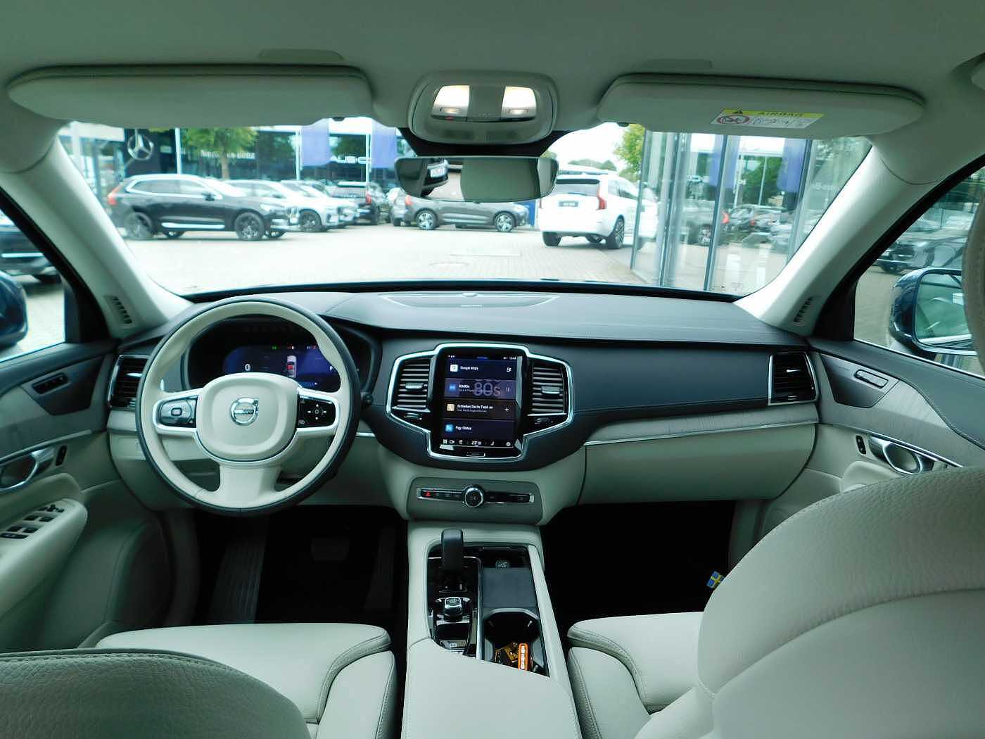 Volvo  T8 AWD Plus Bright